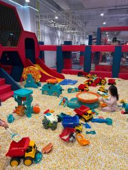 -哈尼兔家庭乐园(开发区万达店)