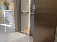 -上海仁爱医院口腔科 · 种植