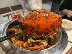 -凤凰路何眼镜香辣蟹(花果园店)