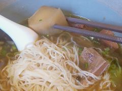 -美食小镇·观赏珍稀鸟类·长隆熊猫酒店