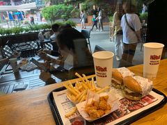 -The Habit Burger Grill 哈比特汉堡(爱琴海店)