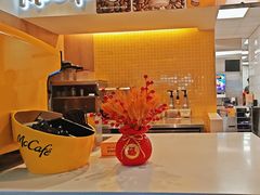 -麦当劳(深圳北站B2检票口楼上)