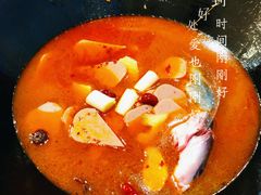 -老刘生态大鱼坊铁锅炖鱼(赛马场店)