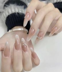 -桃色美甲沙龙