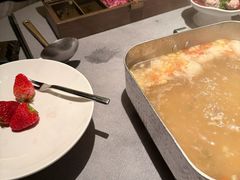 -左庭右院鲜牛肉火锅黑金店(陆家嘴中心店)