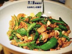 -费大厨辣椒炒肉(万家丽一店)