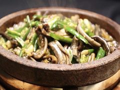 -有红鸡毛店·川菜(建设路店)