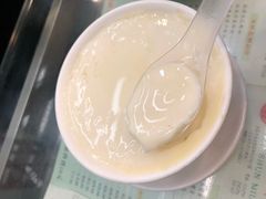 姜汁撞奶-义顺牛奶公司(庇利金街店)