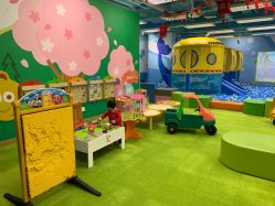 -莫莉幻想儿童乐园(北京昌发展万科店)