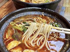 -天瑞福云南过桥米线(十里河店)