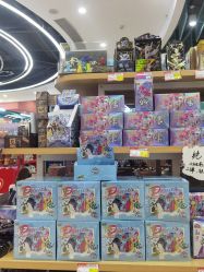 -卡通派潮品玩具折扣仓(青岛新城吾悦广场店)