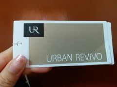 -URBAN REVIVO(高德置地广场·春广场店)
