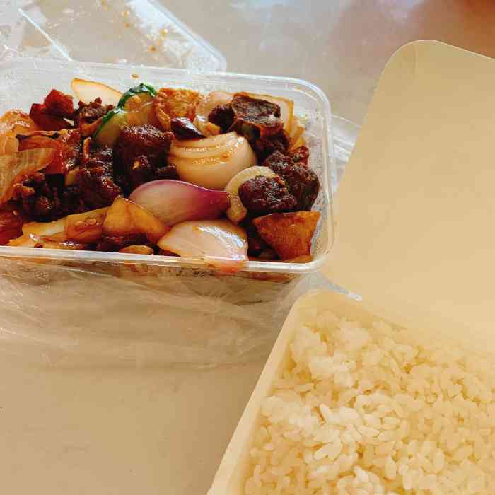 南云上品瓦香鸡米饭(职院店)-"就在星光广场里面,很好找,很多朋友好评