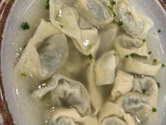 -侬佳蒸菜馆(听潮店)
