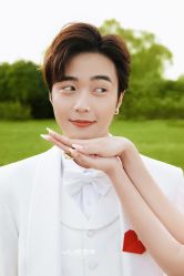 -角色婚纱摄影(中心店)
