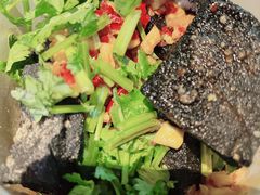 -黑色经典臭豆腐·湖南特产(步行街店)