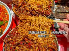 -辣小鲜·南昌大排档(船山路店)