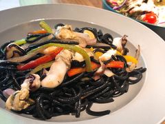 -10號公馆专业果木牛排餐厅