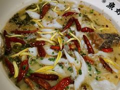 -江渔儿酸菜鱼·拔草餐厅(虎门君乐汇店)