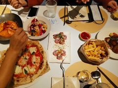 -春树下·树屋花房西餐厅(罍街AS1980店)