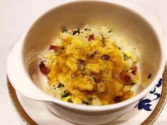 蟹粉茼蒿菜炒饭-Yan Ting 宴庭中餐厅(上海静安瑞吉酒店)