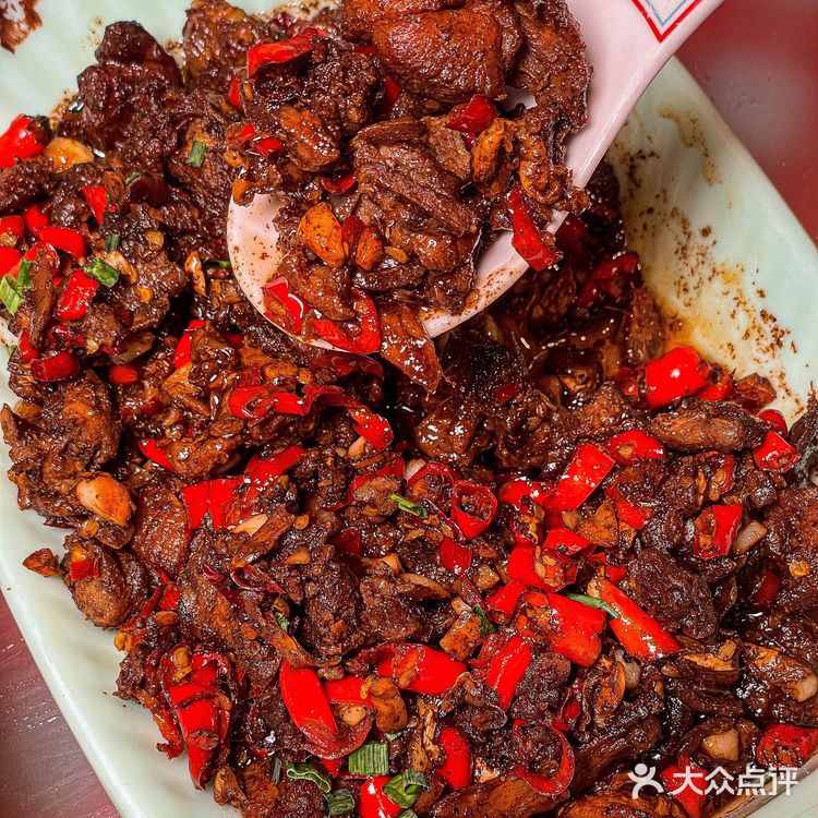 二十年深圳湘菜老店‼️好吃不贵人均才50r