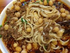 -呼啦面馆·头牌豌杂面(爱琴海店)