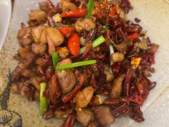 -滇香肴·云南菜蒸汽石锅鱼(云南北路店)