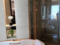 -沈阳皇朝万鑫酒店