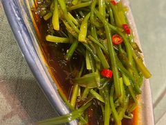 -香巴拉云南餐厅(华莱坞店)