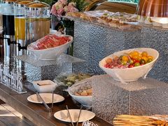 -泰州之星奔驰4S店(海陵店)