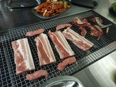 -马路牙子地桌烤肉(工体店)