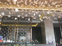 -大中华希尔顿酒店-念自助餐·嗨啤·小龙虾