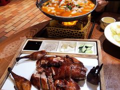 宜良脆皮小刀鸭-老滇山寨•云南特色菜•地方菜•民族风情歌舞表演(金碧店)