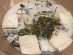 -云中鱼蒸汽石锅鱼(川沙百联店)