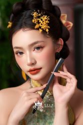 点击看大图 -艾拉·女王婚纱礼服馆