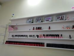 -U mi Nail美甲工作室