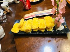 一品蛋酥-东口码头·烧鸽子·鱼头泡饼·地方菜(金鹰悦城店)