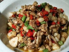 -洞庭土菜小炒馆(易发广场店)