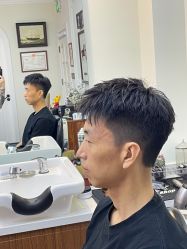 -理昂男士理发店 Barber shop