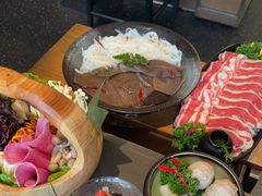 -捞王锅物料理(上海世茂广场店)