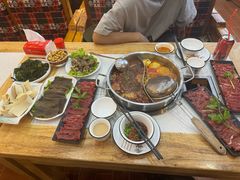 -田村·酸汤鲜牦牛肉火锅(布达拉宫广场店)