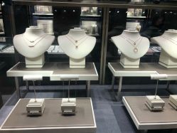 -周大福CHOW TAI FOOK(南京东路永安百货店)