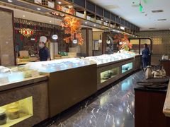 -半岛翡丽海鲜自助餐厅(观风亭店)