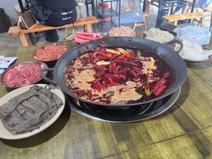 -黄潇洒老火锅(九眼桥宏济巷店)