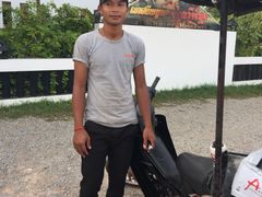 -Neary Khmer Restaurant
