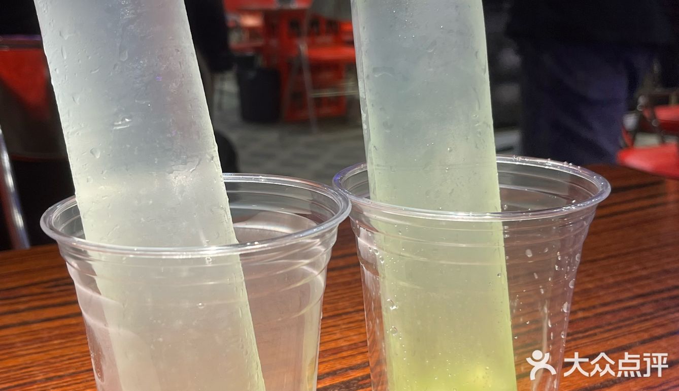 江汉路和朋友干饭我唯一想推荐的。。。