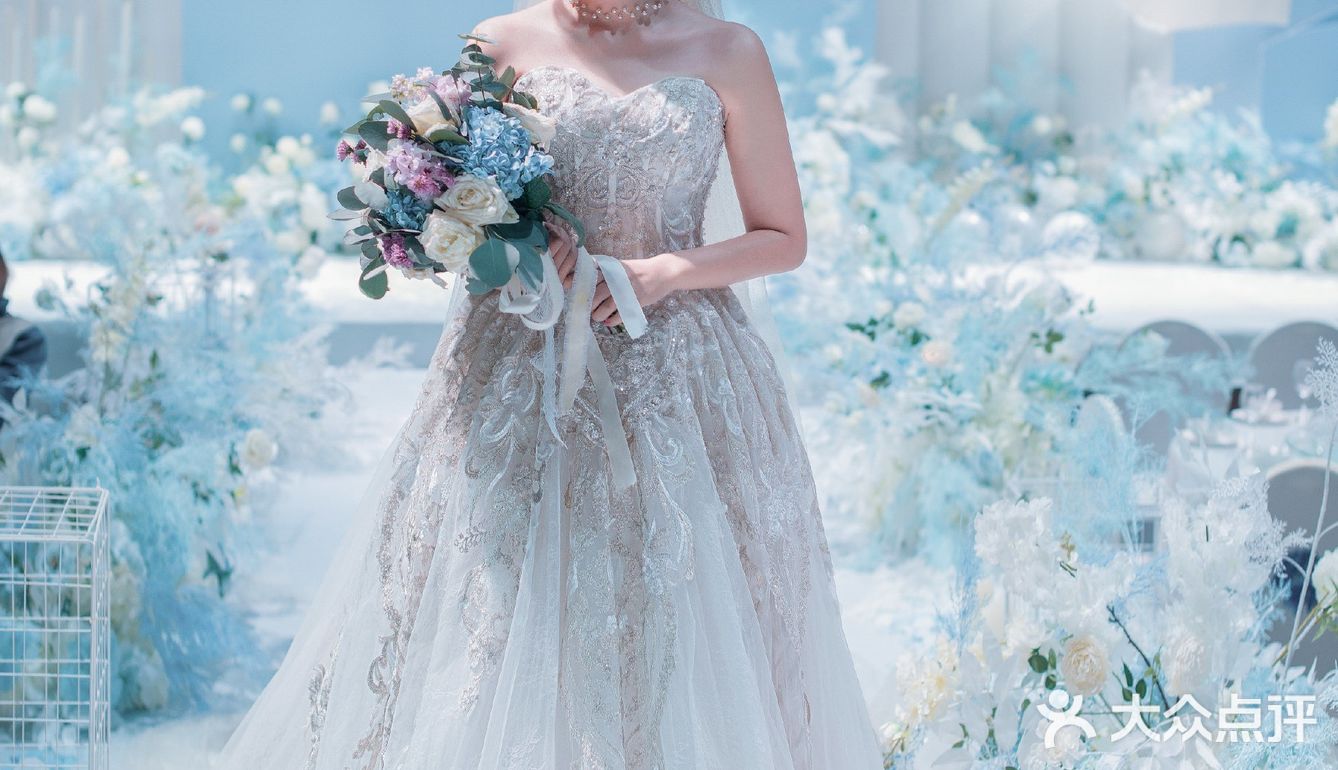 清新淡雅蓝白色婚礼