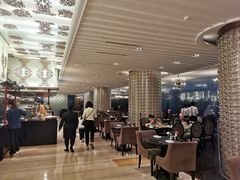 -圣丰索菲特·2 On 988 Café 自助餐厅