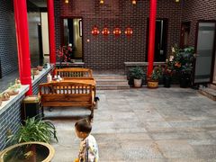 -微山岛春天里酒家